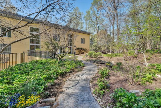 143 Charlotte LN, Hardy, VA 24101