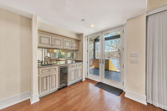 143 Charlotte LN, Hardy, VA 24101