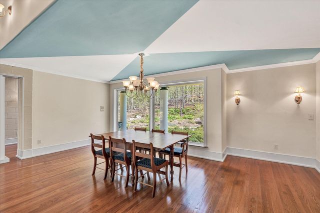 143 Charlotte LN, Hardy, VA 24101