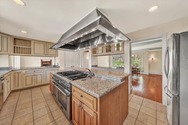143 Charlotte LN, Hardy, VA 24101