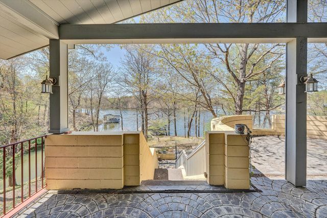 143 Charlotte LN, Hardy, VA 24101