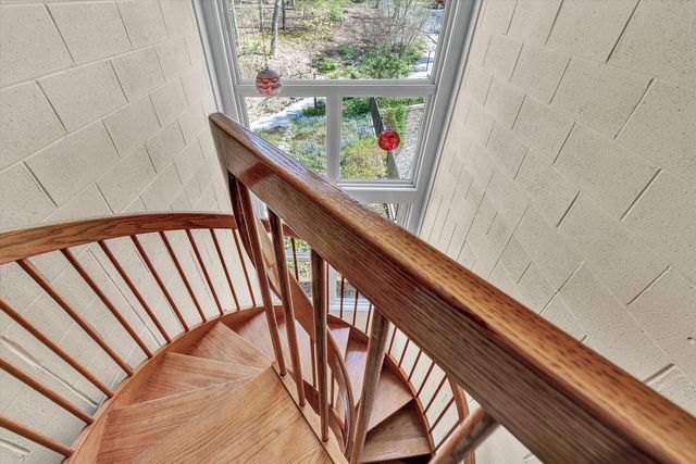 143 Charlotte LN, Hardy, VA 24101