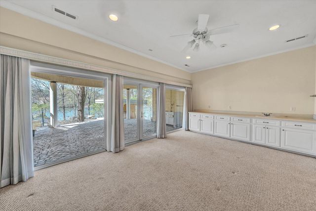 143 Charlotte LN, Hardy, VA 24101