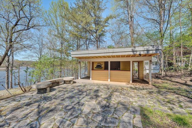 143 Charlotte LN, Hardy, VA 24101