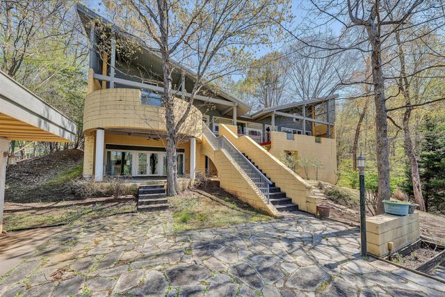 143 Charlotte LN, Hardy, VA 24101