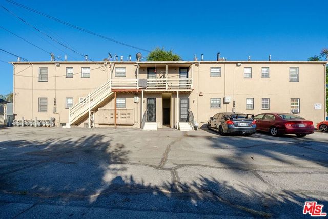 823 Highland Avenue 10, Glendale, CA 91202