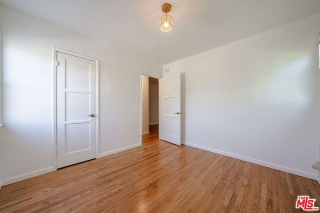 823 Highland Avenue 10, Glendale, CA 91202