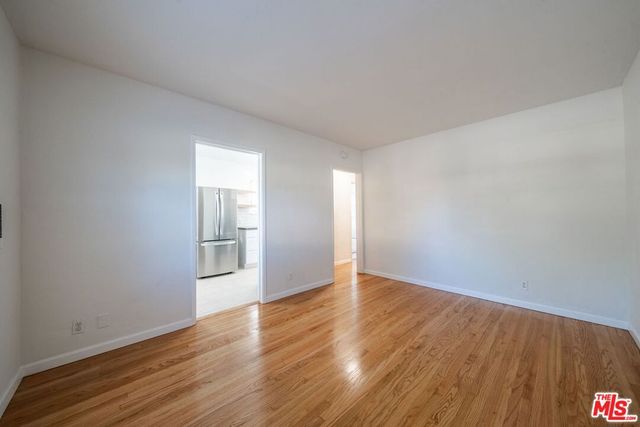 823 Highland Avenue 10, Glendale, CA 91202