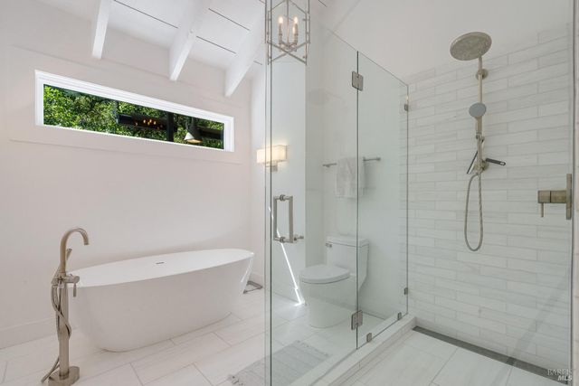 807 Wild Oak Dr, Santa Rosa, CA 95409