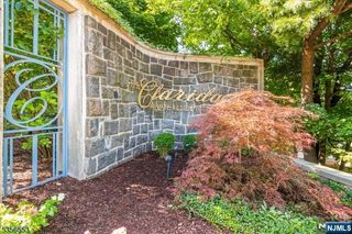 1 Claridge Drive 123, Verona, NJ 07044