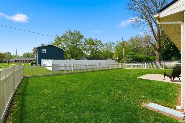 7534 Tipperary Trail, Fort Wayne, IN 46815