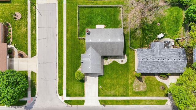 7534 Tipperary Trail, Fort Wayne, IN 46815