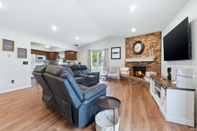 7534 Tipperary Trail, Fort Wayne, IN 46815