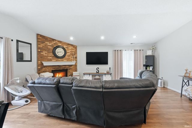 7534 Tipperary Trail, Fort Wayne, IN 46815