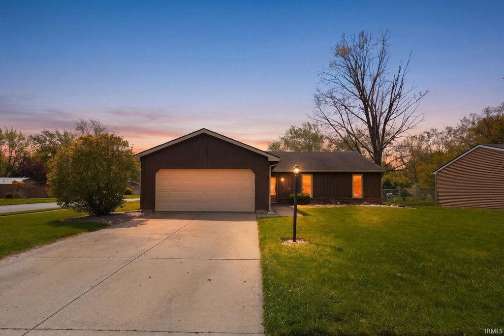 7534 Tipperary Trail, Fort Wayne, IN 46815