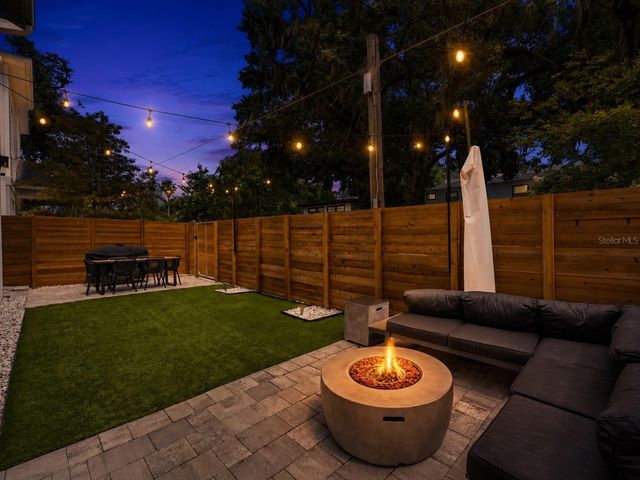2401 AMHERST AVENUE, Orlando, FL 32804