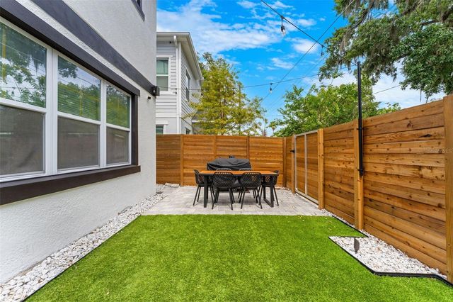 2401 AMHERST AVENUE, Orlando, FL 32804