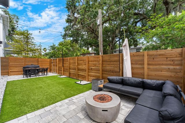 2401 AMHERST AVENUE, Orlando, FL 32804