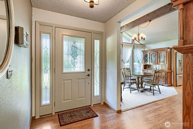 16108 43rd Street E, Sumner, WA 98391