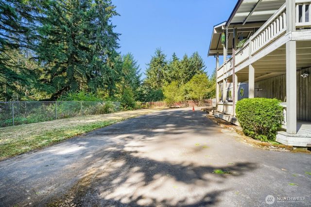 16108 43rd Street E, Sumner, WA 98391