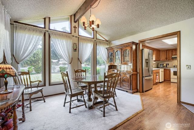 16108 43rd Street E, Sumner, WA 98391