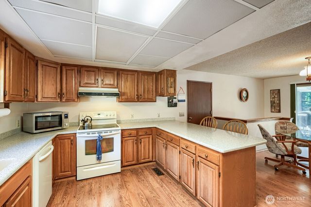 16108 43rd Street E, Sumner, WA 98391
