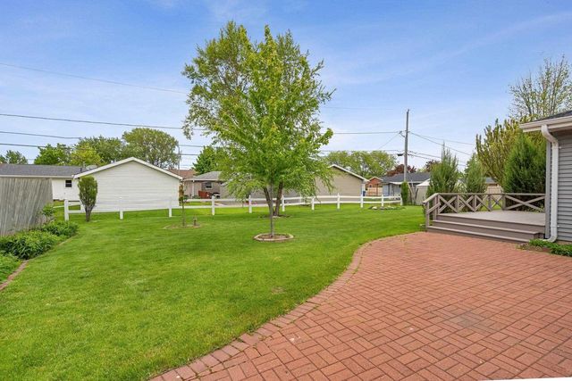 1756 SOUTHLAND AVENUE, Oshkosh, WI 54902