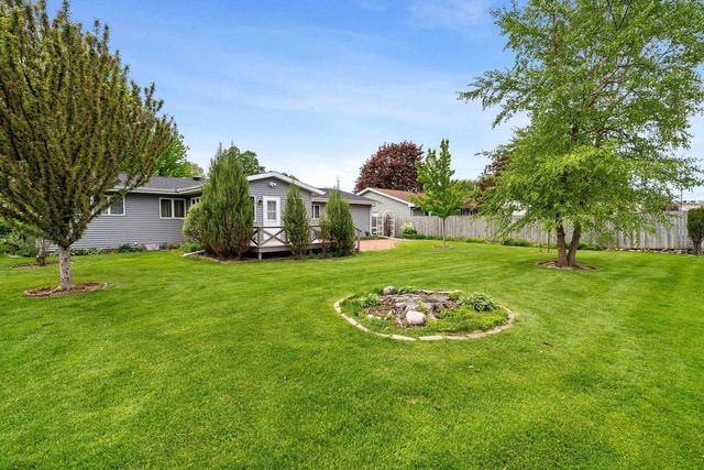 1756 SOUTHLAND AVENUE, Oshkosh, WI 54902