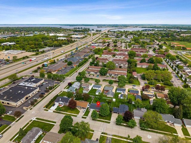 1756 SOUTHLAND AVENUE, Oshkosh, WI 54902