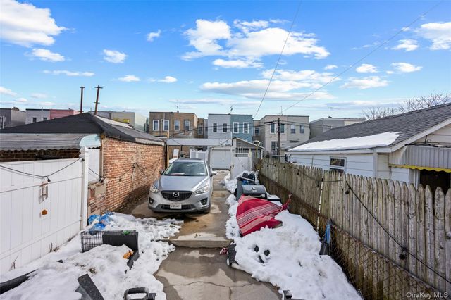 2565 99th Street, East Elmhurst, NY 11369