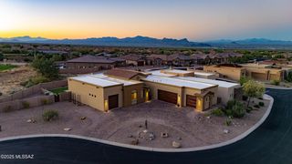 6615 W Red Hawk Place, Marana, AZ 85658