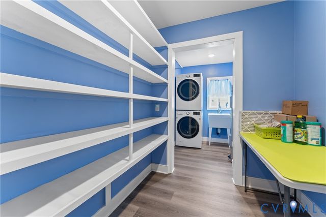 2212 Oakwood Ln, Henrico, VA 23228