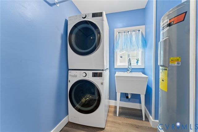 2212 Oakwood Ln, Henrico, VA 23228