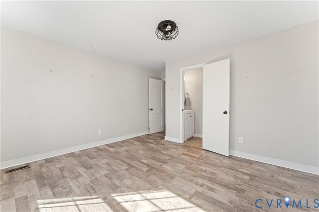 2212 Oakwood Ln, Henrico, VA 23228