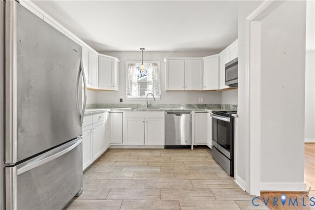 2212 Oakwood Ln, Henrico, VA 23228