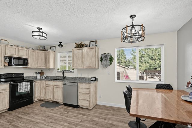 352 W 850 N, Springville, UT 84663