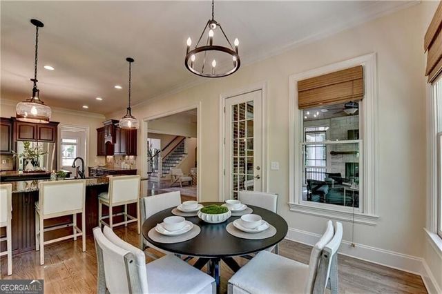 420 Lafayette Close, Roswell, GA 30075