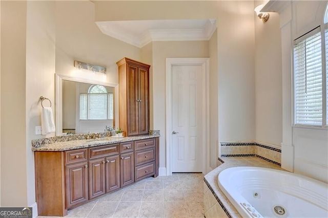 420 Lafayette Close, Roswell, GA 30075