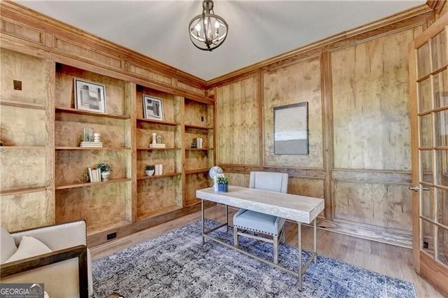 420 Lafayette Close, Roswell, GA 30075