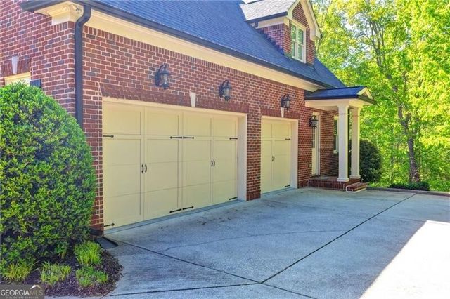 420 Lafayette Close, Roswell, GA 30075