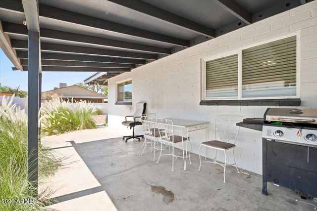 515 W PEBBLE BEACH Drive, Tempe, AZ 85282