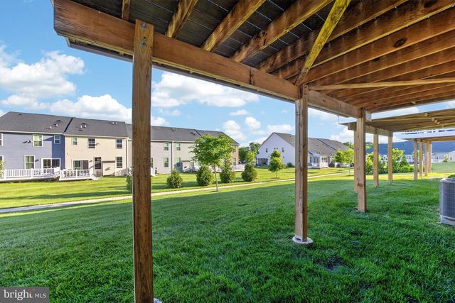 643 CASCADE WAY, Kennett Square, PA 19348