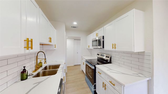 4108 Bristlecone Lane, Fort Worth, TX 76137