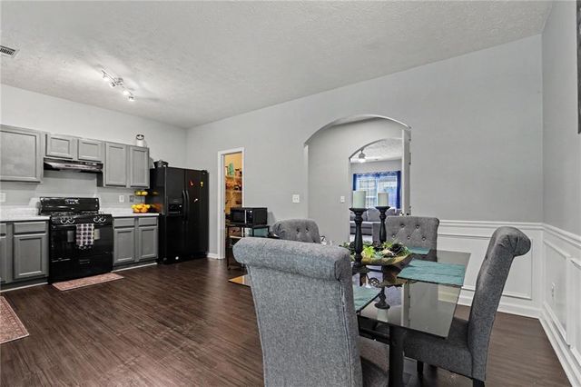 6211 Shoals Loop, Union City, GA 30291