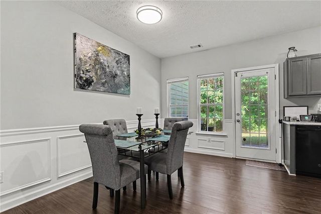 6211 Shoals Loop, Union City, GA 30291