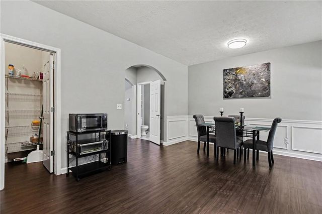 6211 Shoals Loop, Union City, GA 30291