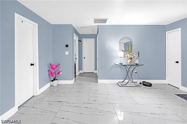 3420 6th AVE NE, Naples, FL 34120