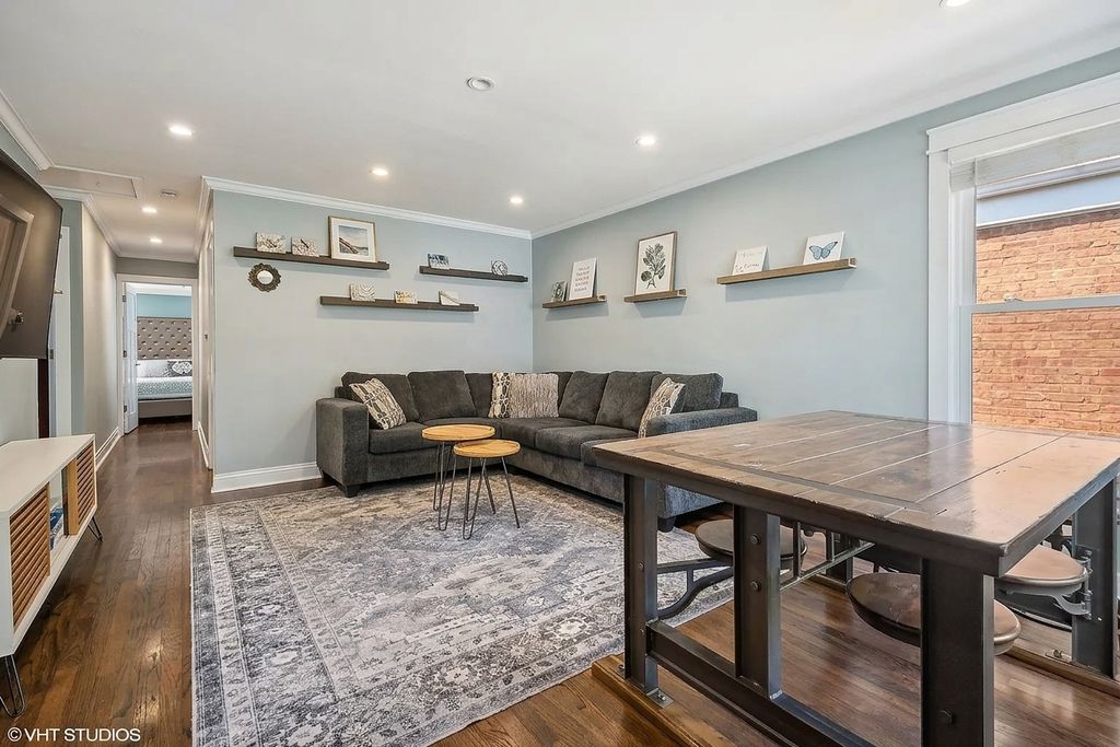 2124 Seward Street, Evanston, IL 60202 — photo 4