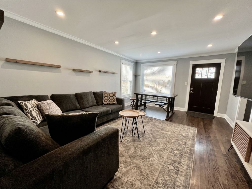 2124 Seward Street, Evanston, IL 60202 — photo 5