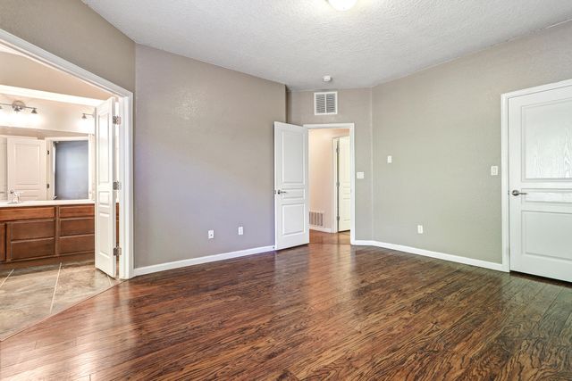 10101 Avenida Vista Sol NW, Albuquerque, NM 87114
